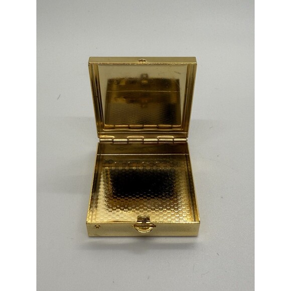 Old Vintage Israeli Menorah Pill Box Or Trinket Metal Gold-Tone Travel - Picture 3 of 11